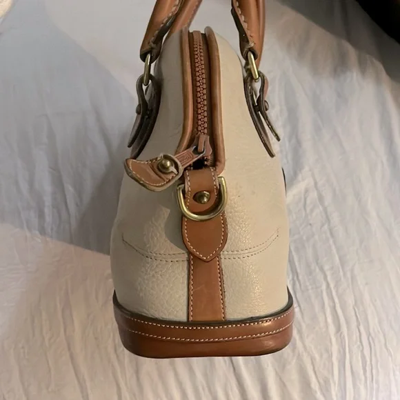 Dooney & Bourke Satchel cream & leather handbag - Picture 2 of 6